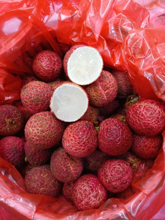 Seedless lychees