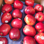 Load image into Gallery viewer, Red Delicious Apples
