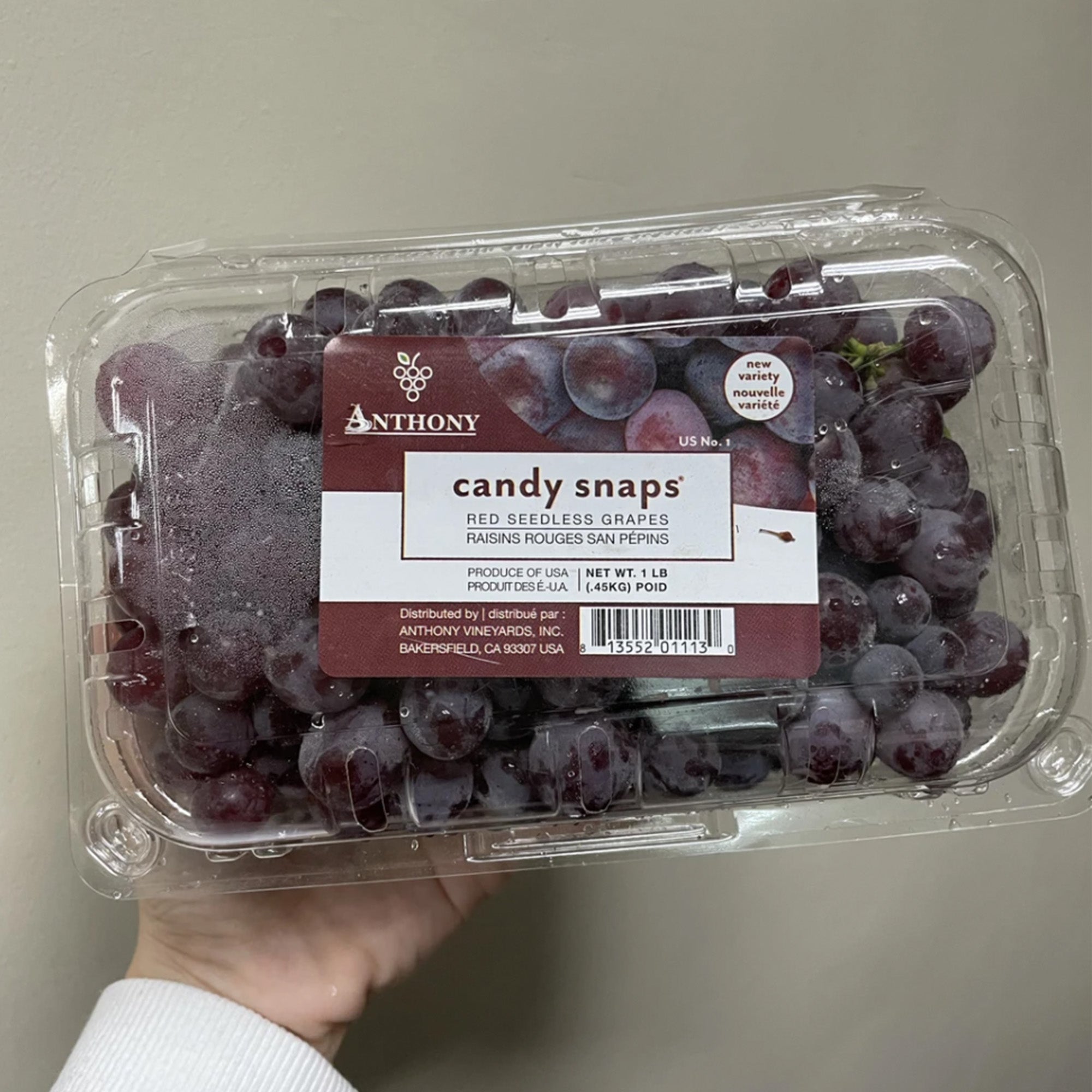 Candy Snaps Grapes