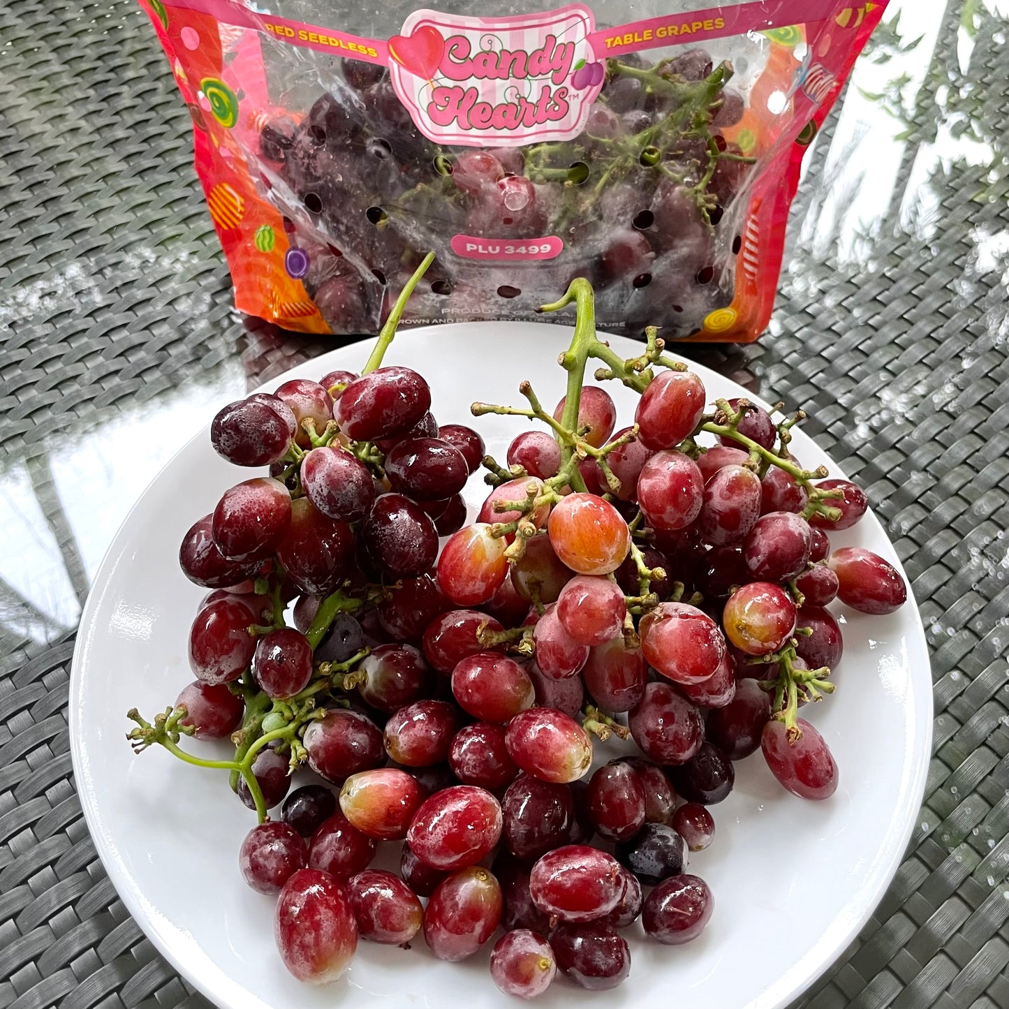 Lychee Grapes (Candy Hearts)